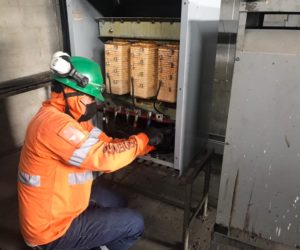 Mantenimiento preventivo en planta industrial bajo los protocolos de pruebas solicitados por CNEL y las normativas y estándares ANSI e IEC-2